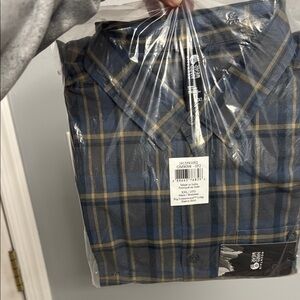 Men's Blue Plaid Button-Up Shirt